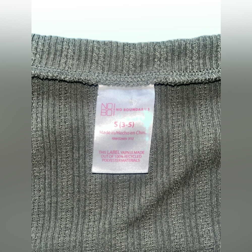 No Boundaries Olive Ribbed Button-Front Top - Picture 6 of 7